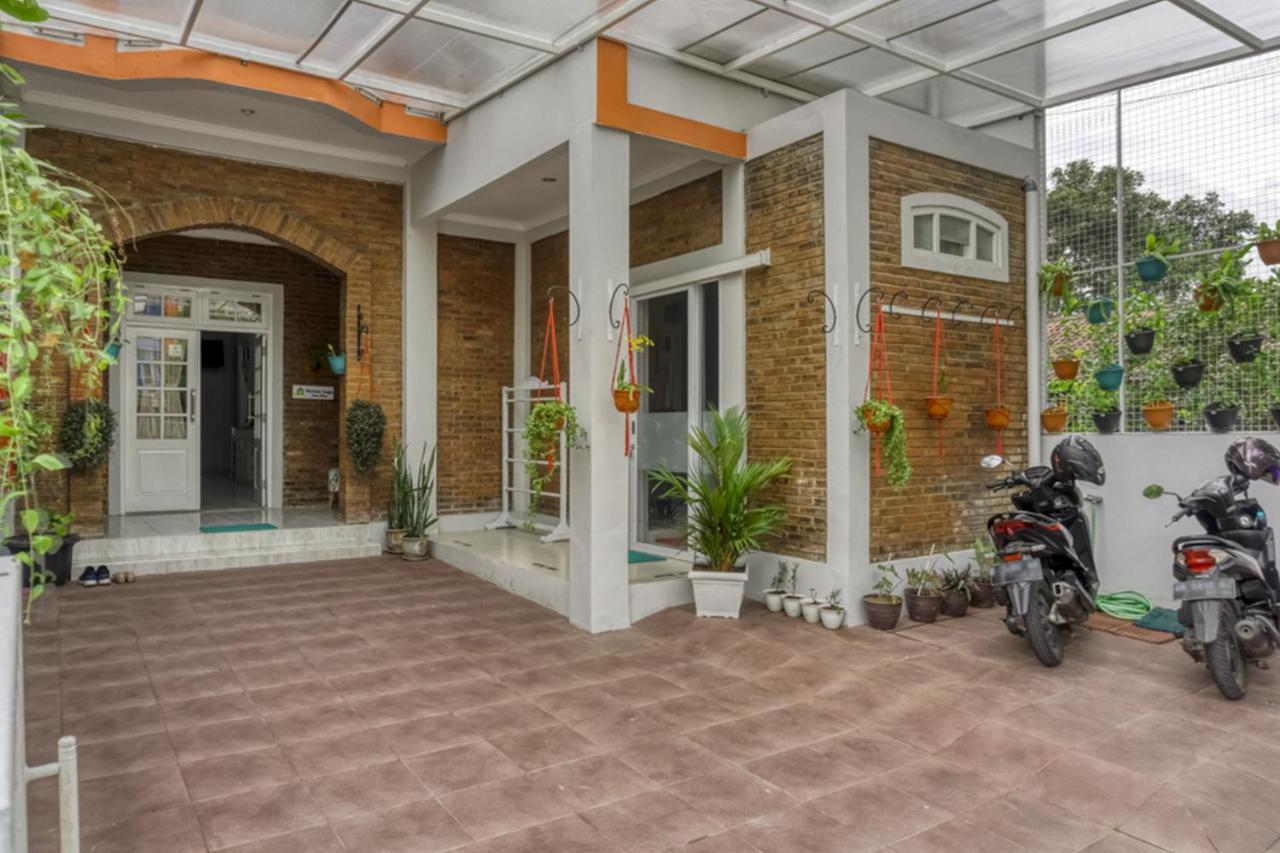 Reddoorz Near Sindu Kusuma Edupark 2 Hotel Cebongan Luaran gambar