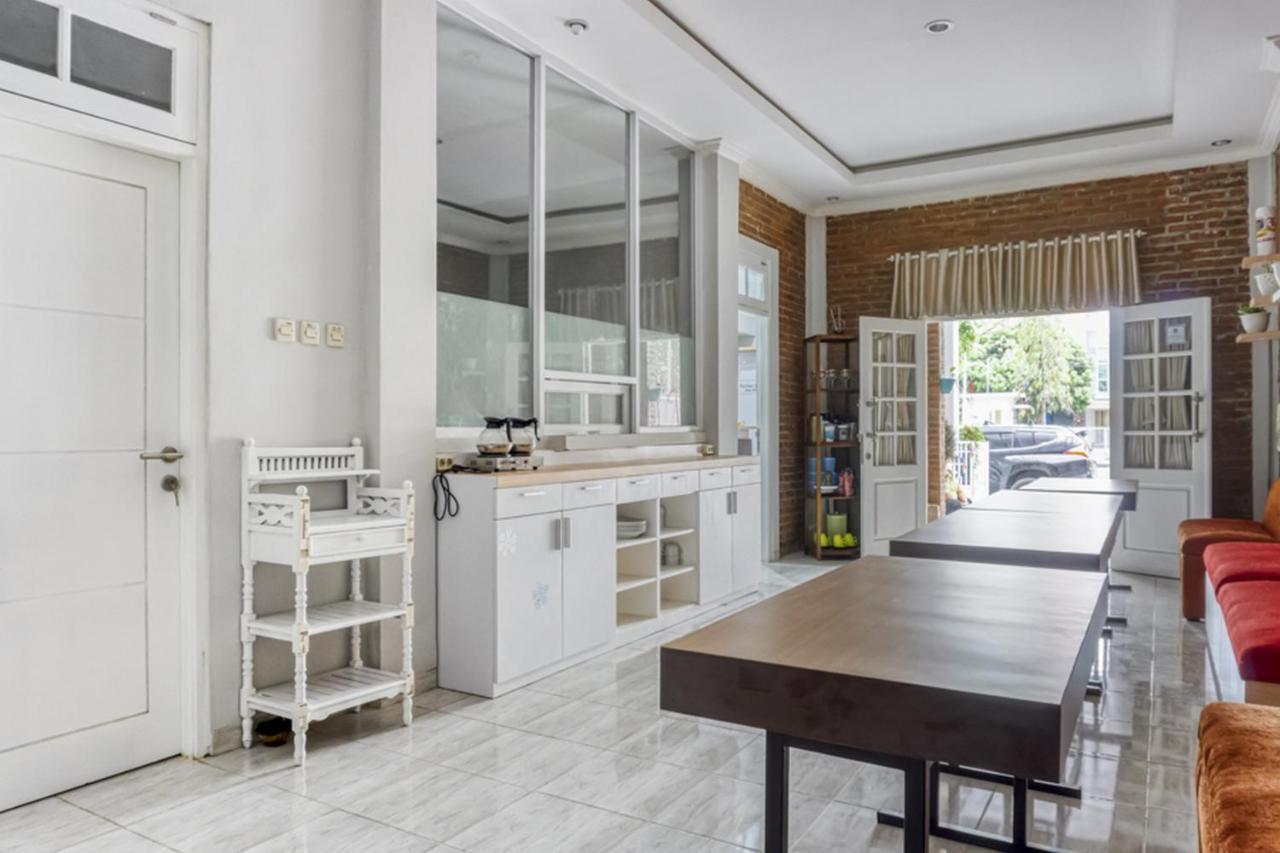 Reddoorz Near Sindu Kusuma Edupark 2 Hotel Cebongan Luaran gambar
